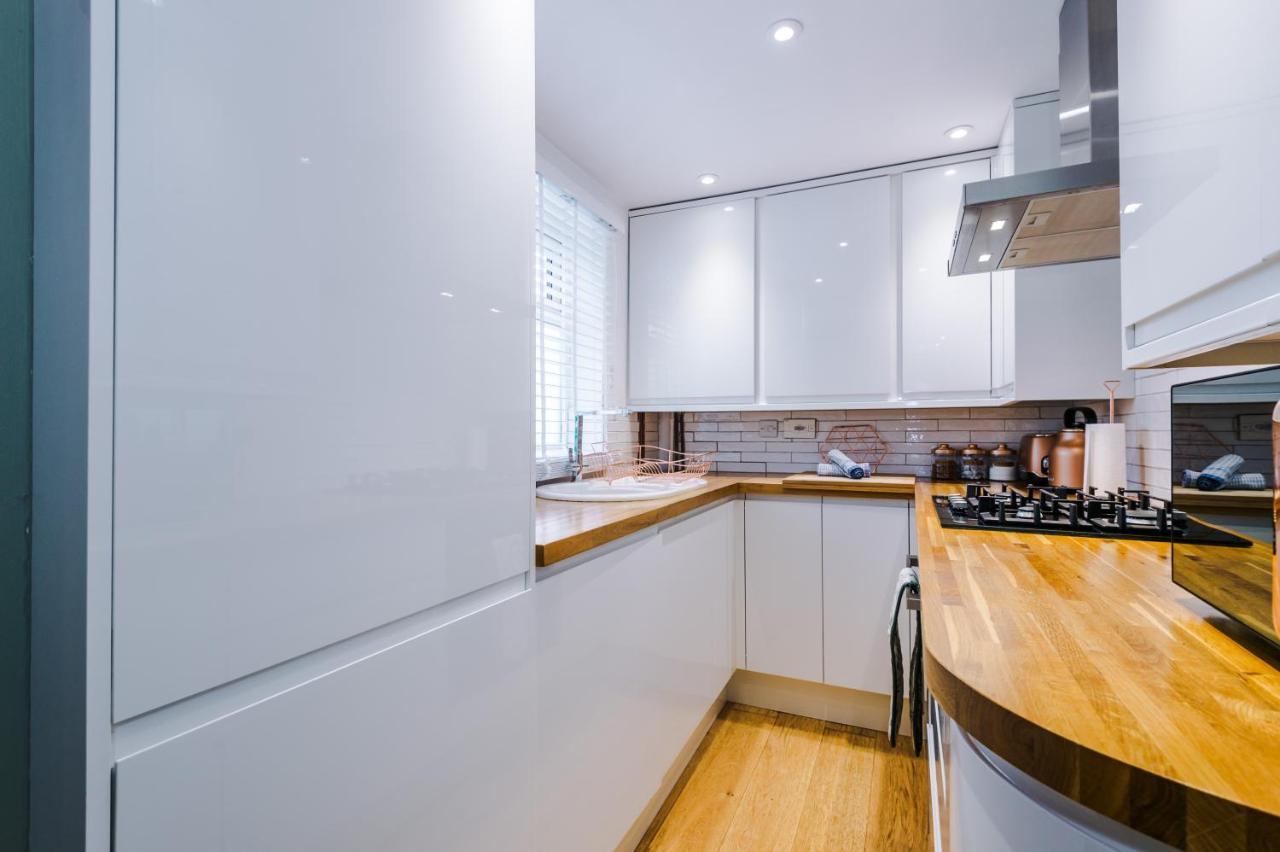 New! Gorgeous 2-Bed Home In Chester City Centre By 53 Degrees Property - Incredible Location, Ideal For Small Groups - Sleeps 6! Экстерьер фото