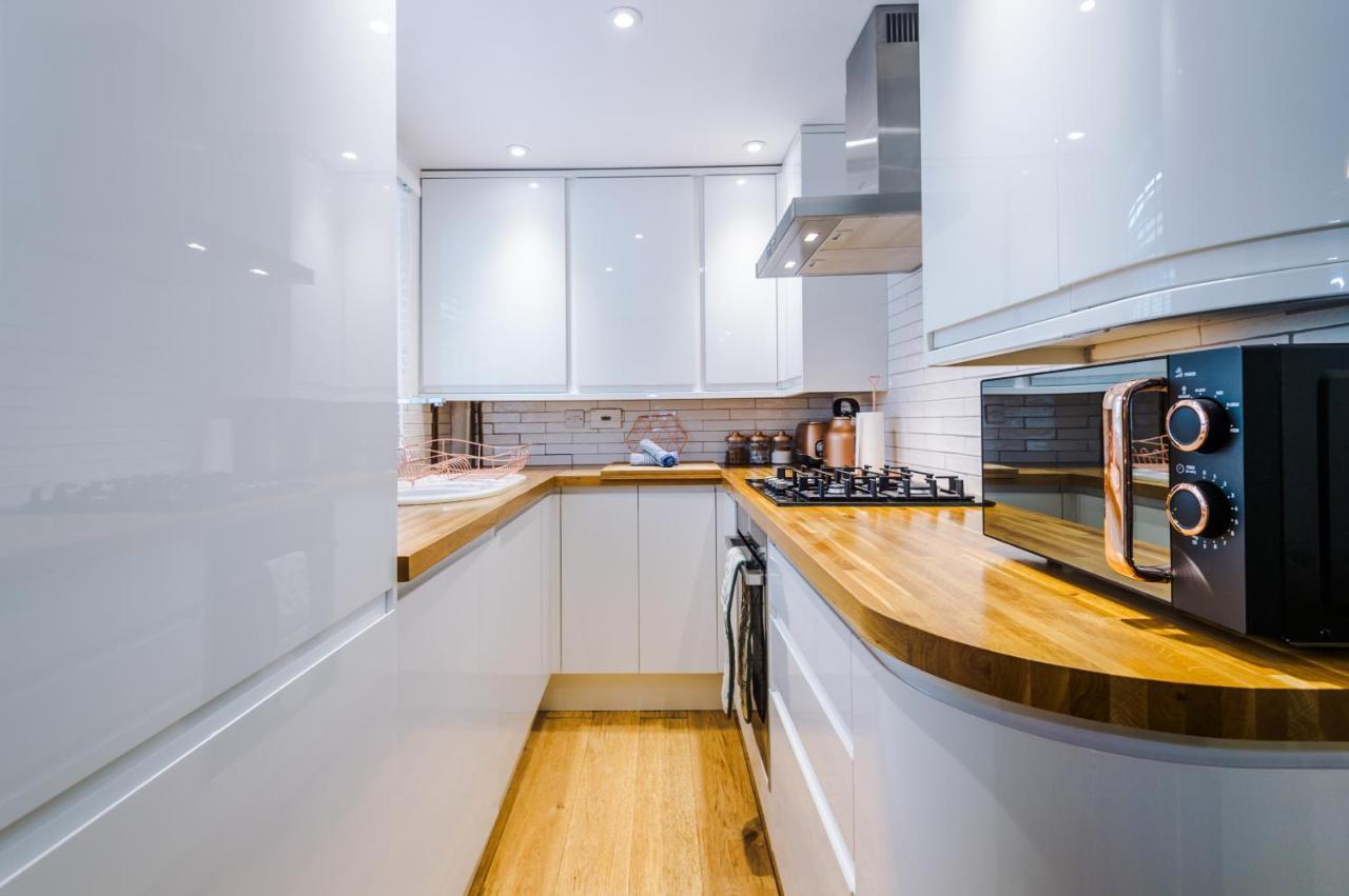 New! Gorgeous 2-Bed Home In Chester City Centre By 53 Degrees Property - Incredible Location, Ideal For Small Groups - Sleeps 6! Экстерьер фото