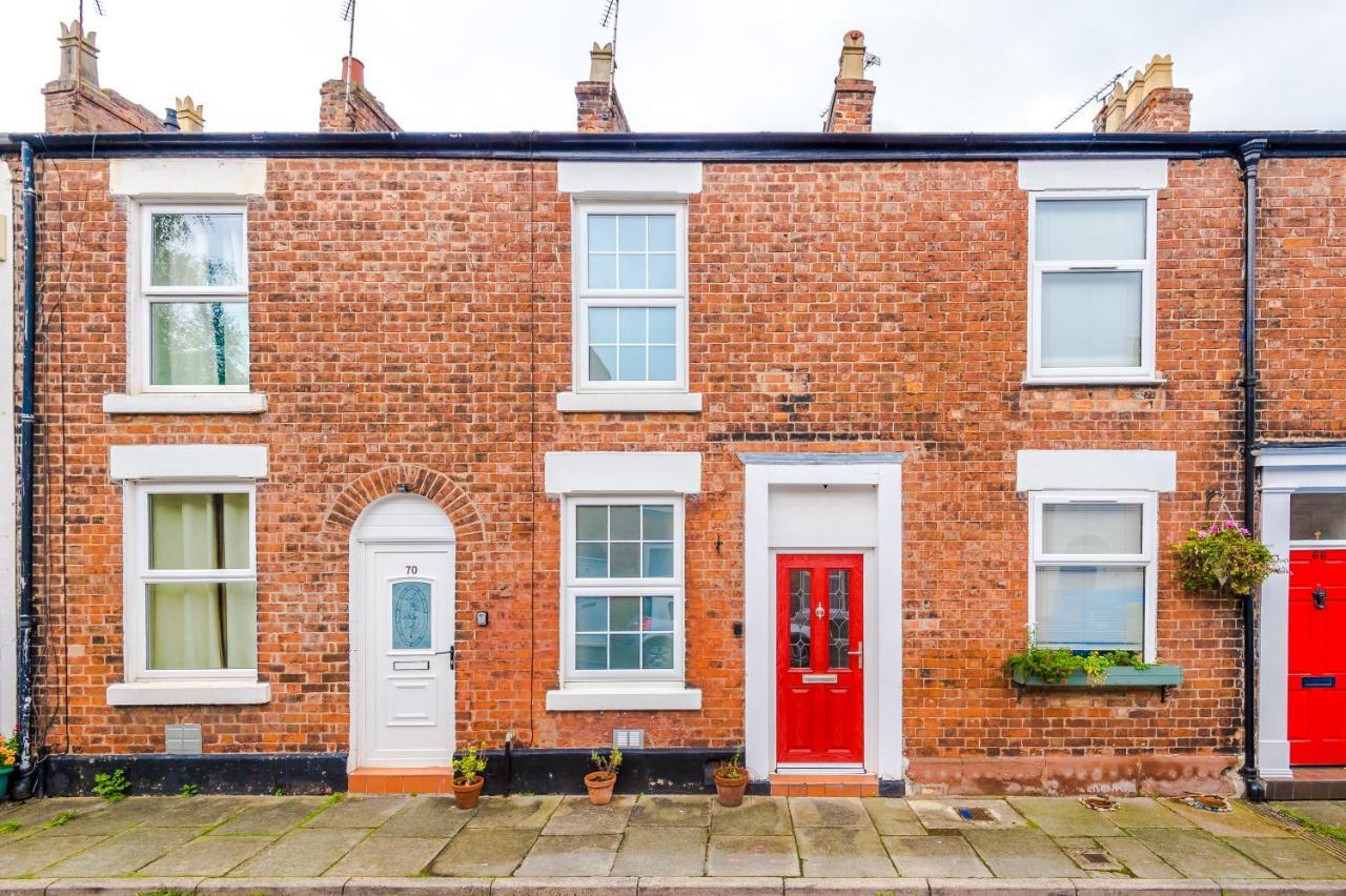 New! Gorgeous 2-Bed Home In Chester City Centre By 53 Degrees Property - Incredible Location, Ideal For Small Groups - Sleeps 6! Экстерьер фото